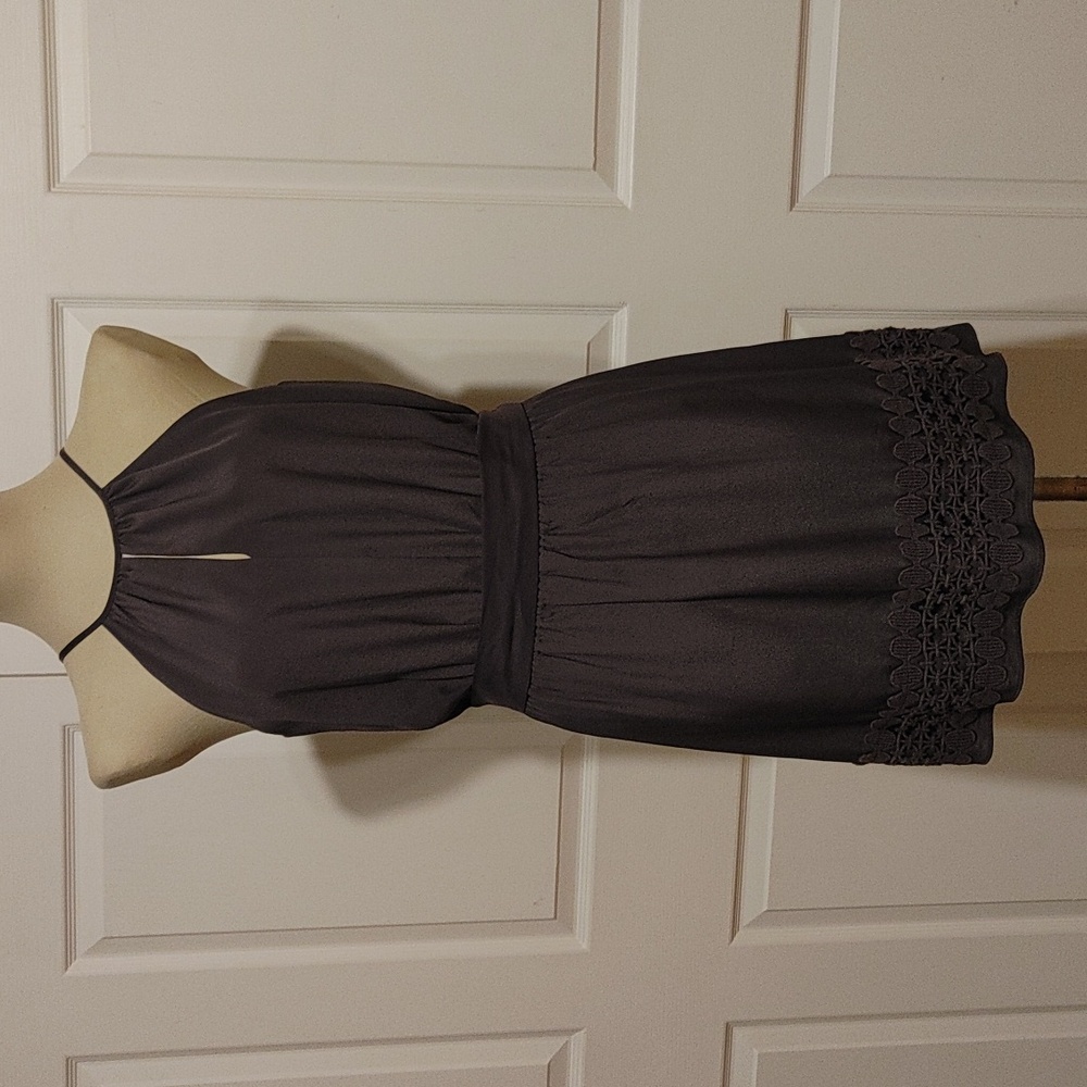 🖤Express Elegant Charcoal Dress - Picture 2 of 10